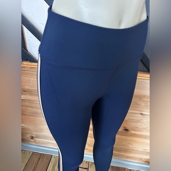 - Mono B Navy Blue Leggings - Size Small New - Picture 2 of 7